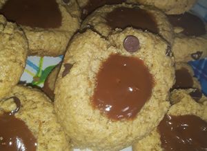 Una foto de Pepas de avena, chispas de chocolate y dulce de leche