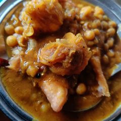 A picture of Kachori Chaat.
