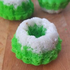 A picture of Coconut Upside Down (Mini Sponge) Cake.
