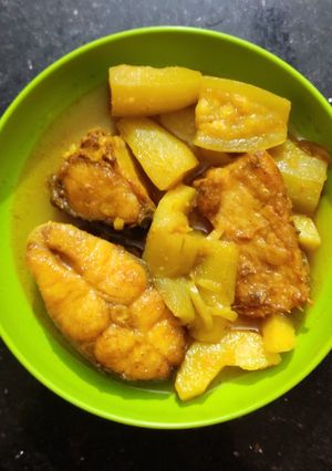 পটল আলু দিয়ে রুই মাছের ঝোল রেসিপির প্রধান ছবি