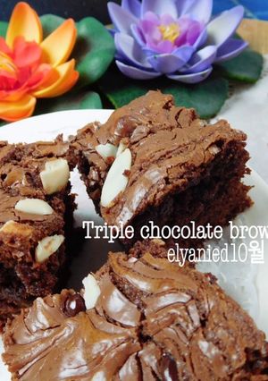 Foto resep Triple chocolate brownies