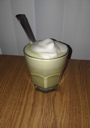 Una foto de Matcha latte con vainilla