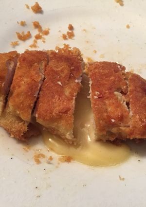 Una foto de Pechuga rellena queso