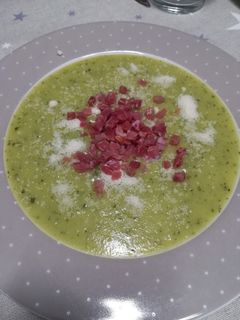 Una foto de Crema de calabacín