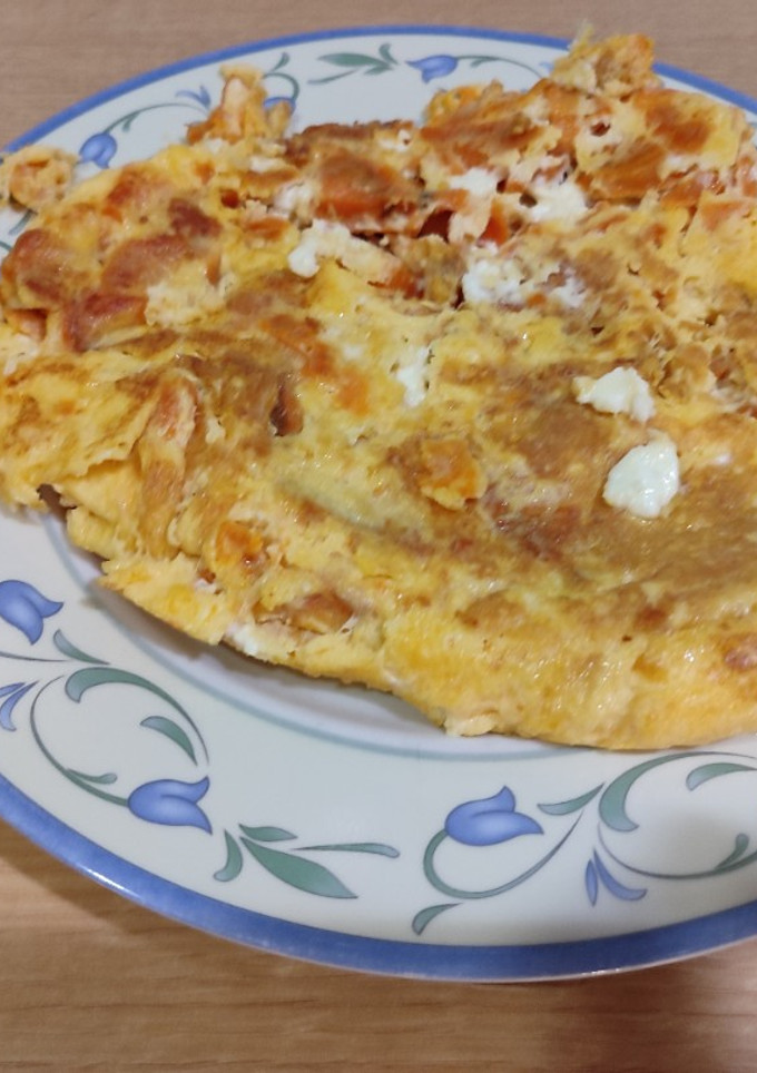 Una foto de Tortilla de boniato con queso feta