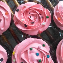 A picture of Eggless vanilla cupcakes.