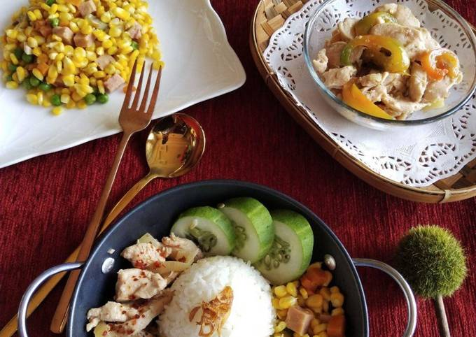 Langkah Mudah untuk Membuat 1Piring 3menu ku hari inih *nasi anget+dada ayam masak paprika+jagung pelangi, Enak