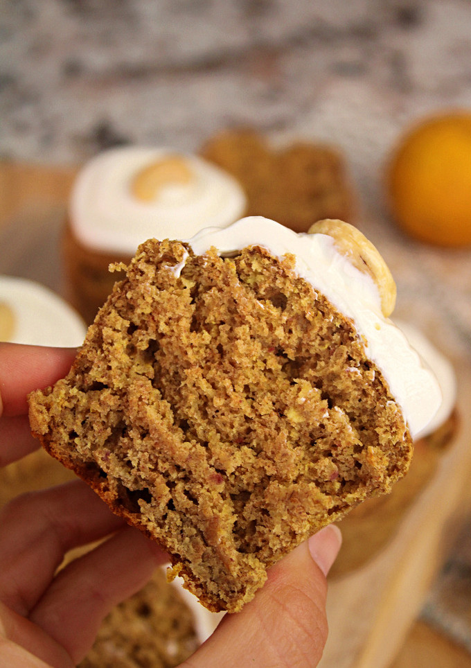 Una foto de Muffin de naranja y azahar sin azúcar