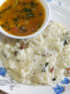 வெண்பொங்கல்(venpongal recipe in tamil) செய்முறை முக்கிய புகைப்படம்