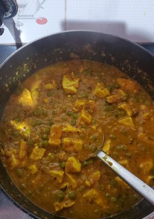 कसूरी मटर पनीर (Kasori matar paneer recipe in hindi) रेसिपी मुख्य फोटो