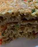 Omelette noodle pizza