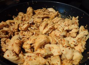 Hình của món Gà rim xì dầu.