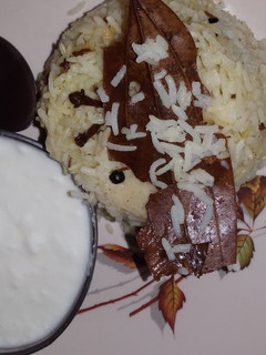 फ्राई चावल (fry chawal recipe in Hindi) रेसिपी मुख्य फोटो