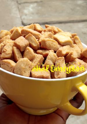 A picture of Chin chin.