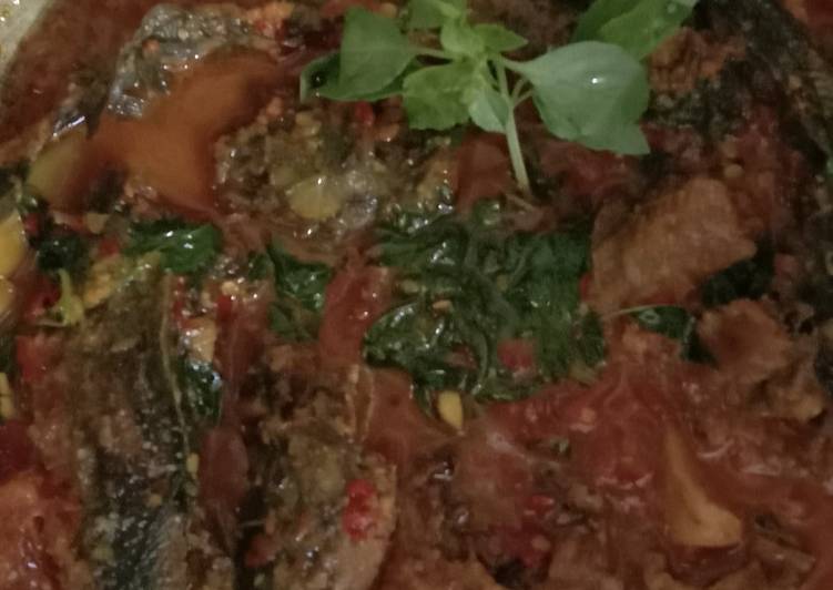 Resep Olahan Lele Pedas / Hidangan ikan lele asam pedas adalah salah satu sajian yang lezat ...