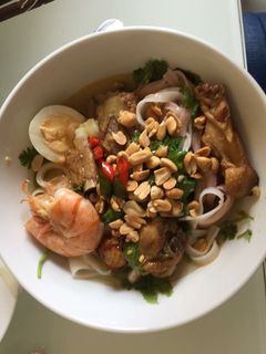 Hình của món Mì quảng.
