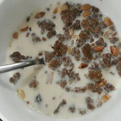 A picture of Granula and groundnut.