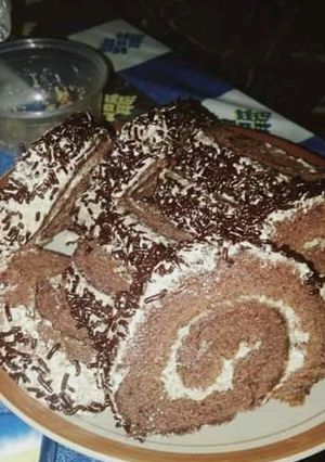 Foto resep BOLU GULUNG COKLAT (CHOCOLATE ROLL CAKE)