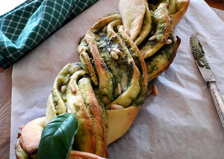 Treccia al pesto di basilico