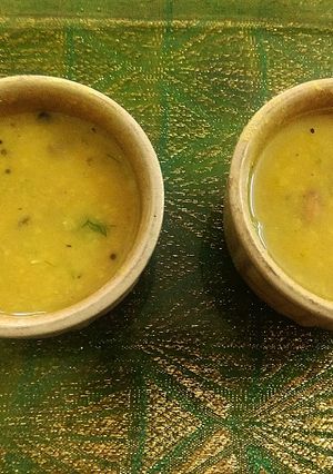 A picture of Gujrati daal.