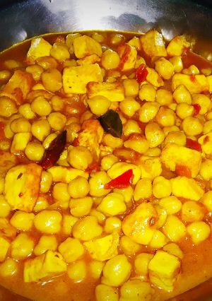 চানা পানির মশালা (chana paneer masala recipe in bengali) রেসিপির প্রধান ছবি