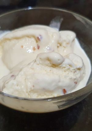 A picture of Quick Vanilla ice cream.