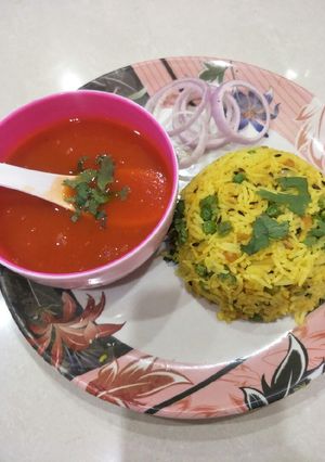 ટામેટાં સૂપ (Tomato Soup Recipe in Gujarati) રેસીપી મુખ્ય ફોટો