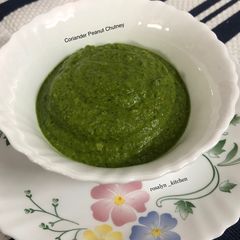 A picture of Coriander Peanut Chutney.