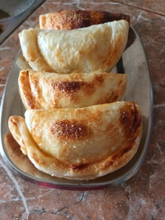Una foto de Empanadas de Vigilia de Atún 😋👌