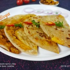 A picture of Paneer Gobhi stuffed parathas.
