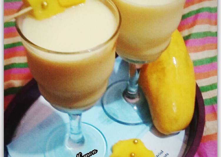 Mango milk shake