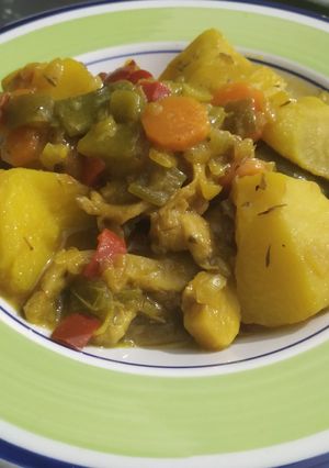 Una foto de Patatas estofadas con setas