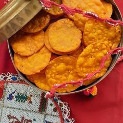 A picture of ACHARI MATHRI (FRIED PICKLED INDIAN FLAT BREAD).