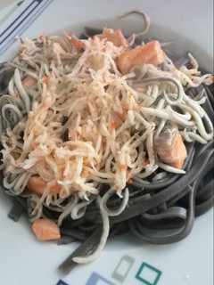 Una foto de Spaguettis di seppia