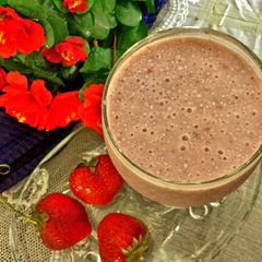 A picture of Strawberry & banana shake.