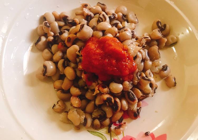 Steps to Prepare Award-winning Peppersauce and boiled beans