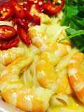 Kokos-Curry mit Reisnudeln