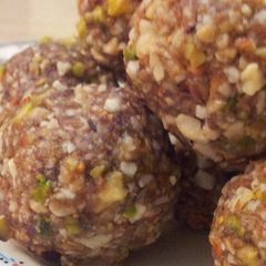 A picture of Dry fruits  laddu.