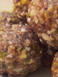 A picture of Dry fruits laddu.