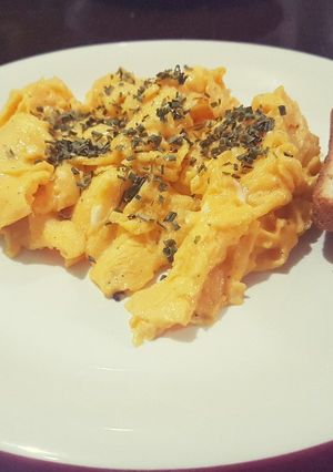 A picture of Scrambled eggs.