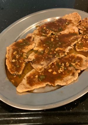 A picture of Veal Piccata.