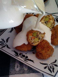 Vendégváró zöldséges rántott golyók recept fotója