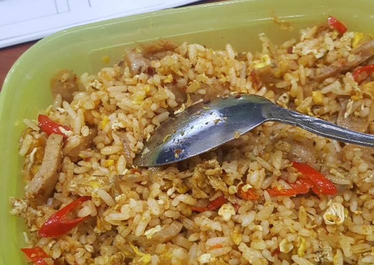 Cara Gampang Menyiapkan Nasi goreng rempah kari (curry fried rice), Enak