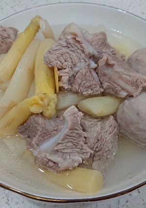 白蘆筍豬軟骨湯 的食譜成品照片