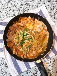 Foto resep Budae Jjigae Simple