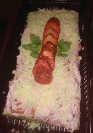 Foto resep Bolu jadul toping stoberi