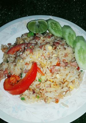 รูปของ ข้าวผัดแหนม ของคุณลูก