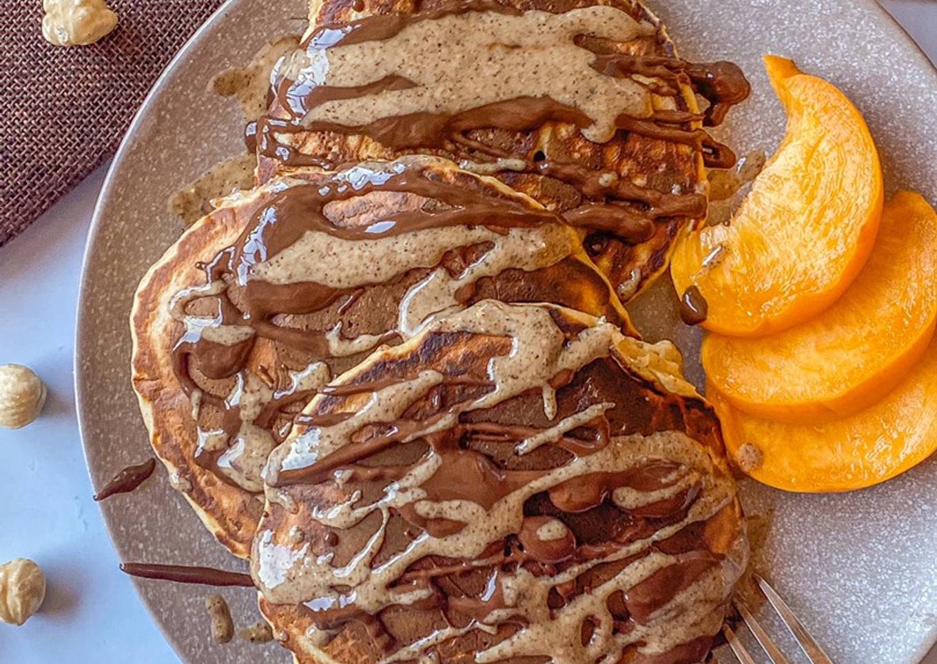 Tortitas 3 ingredientes con chocolate y crema de avellanas