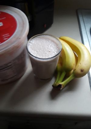 Una foto de Batido de bananos con ice cream
