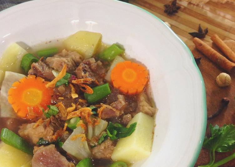 Resep Sop Daging Rempah Banget Anti Gagal